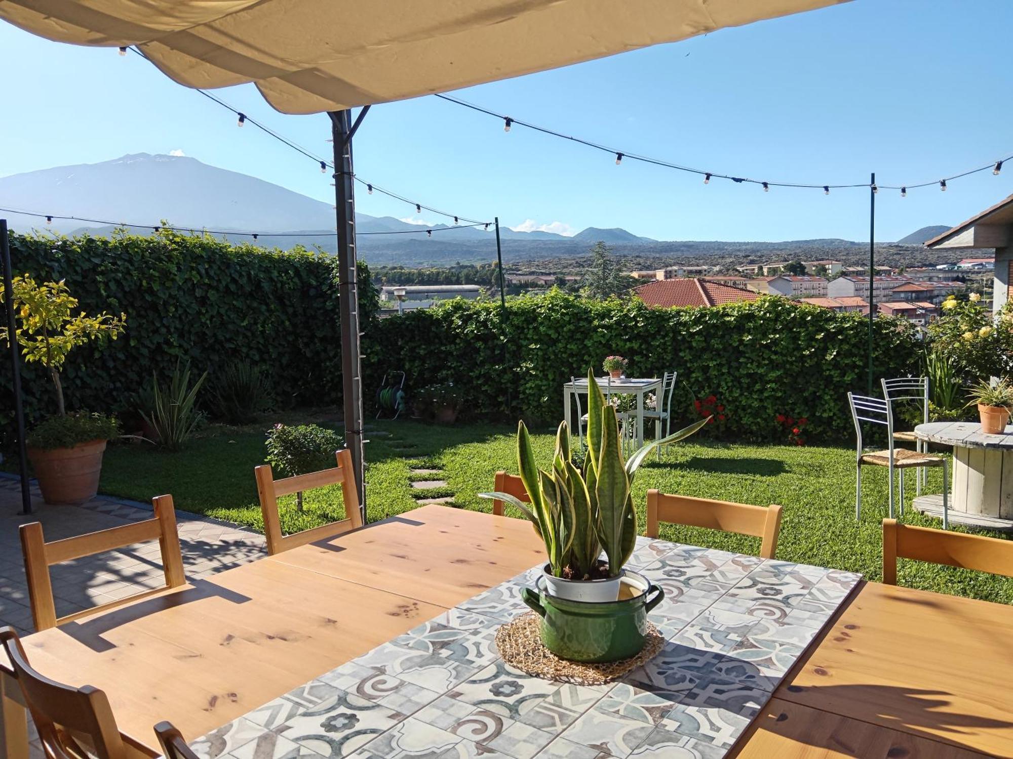Bed and Breakfast Good Morning Etna Бронте Экстерьер фото